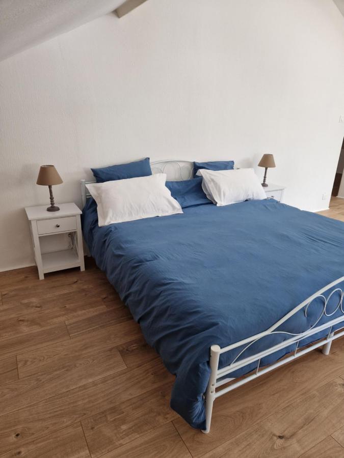 Maison Familiale De 280m² Hébergement de vacances Alboussière