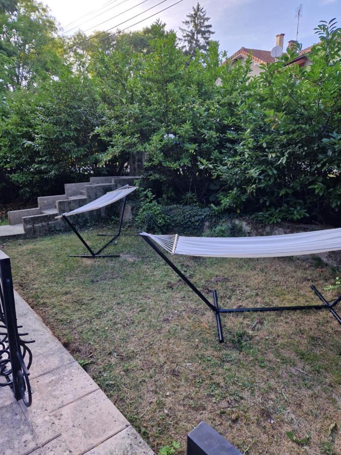 Hébergement de vacances Maison Familiale De 280m² Alboussière